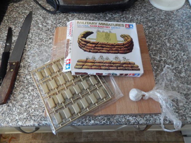 Making sandbags for a 1/35 scale diorama using air dry modelling clay