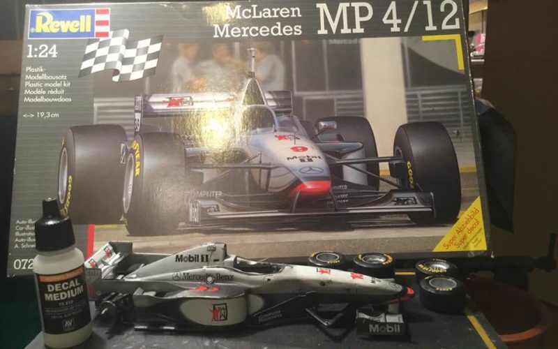 1:24 Revell Mercedes Benz 4/12